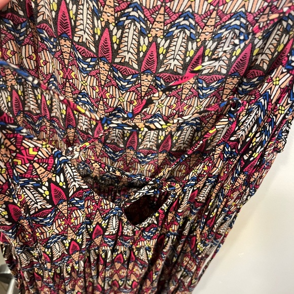 Midsize Geometric Patterned Dress - Picture 8 of 9